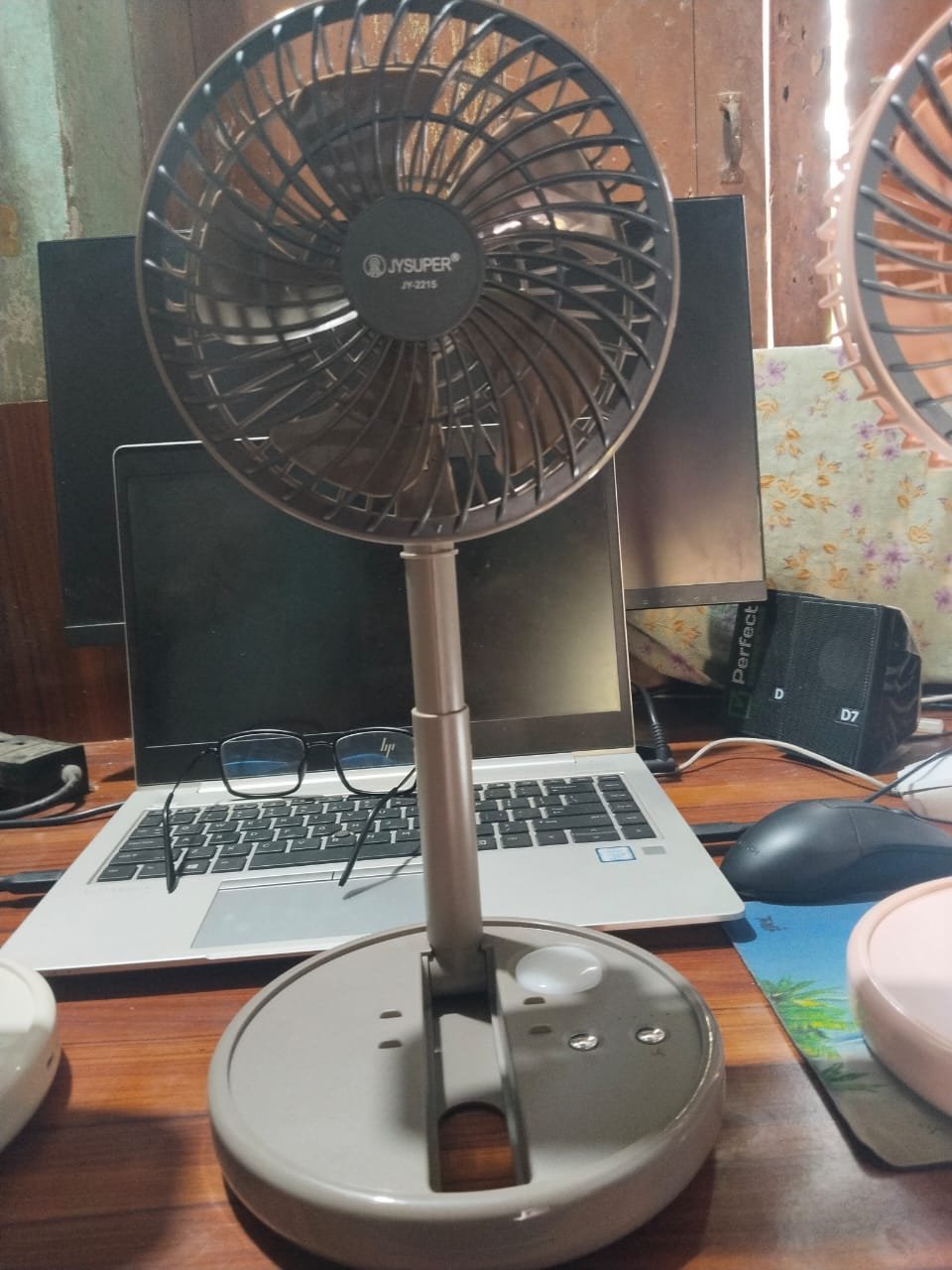 Rechargeable Portable Mini Table Fan - Image 4